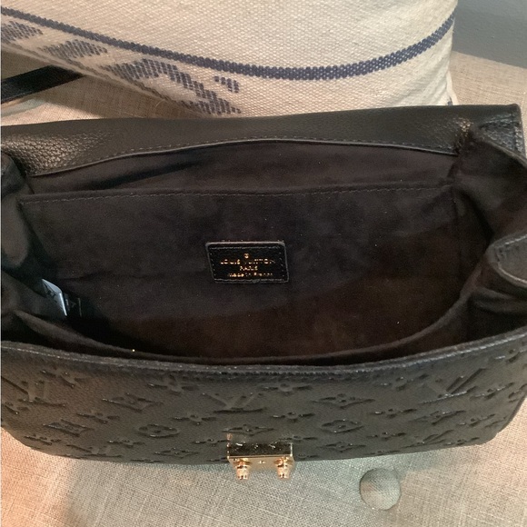 Black monogram bag - Picture 7 of 7